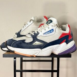 Adidas Falcon Crystal White Navy Colligate Sneaker